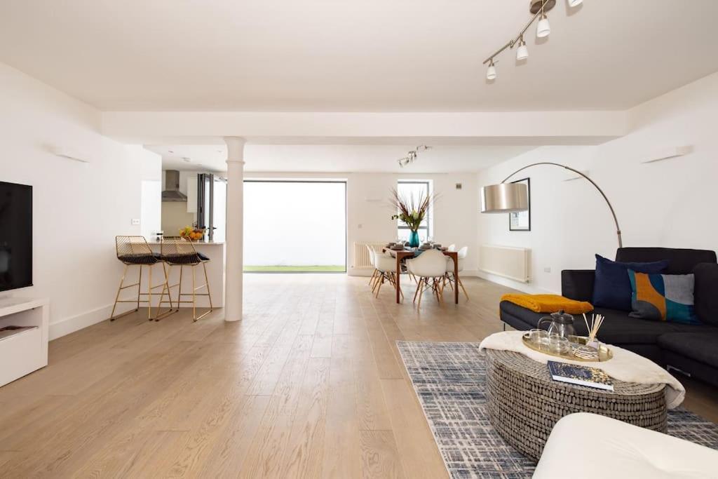 Wild Roses Serviced Apartments - Borough London Eksteriør bilde