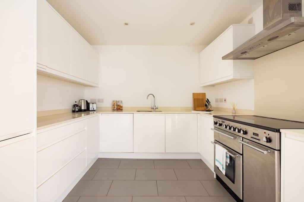 Wild Roses Serviced Apartments - Borough London Eksteriør bilde