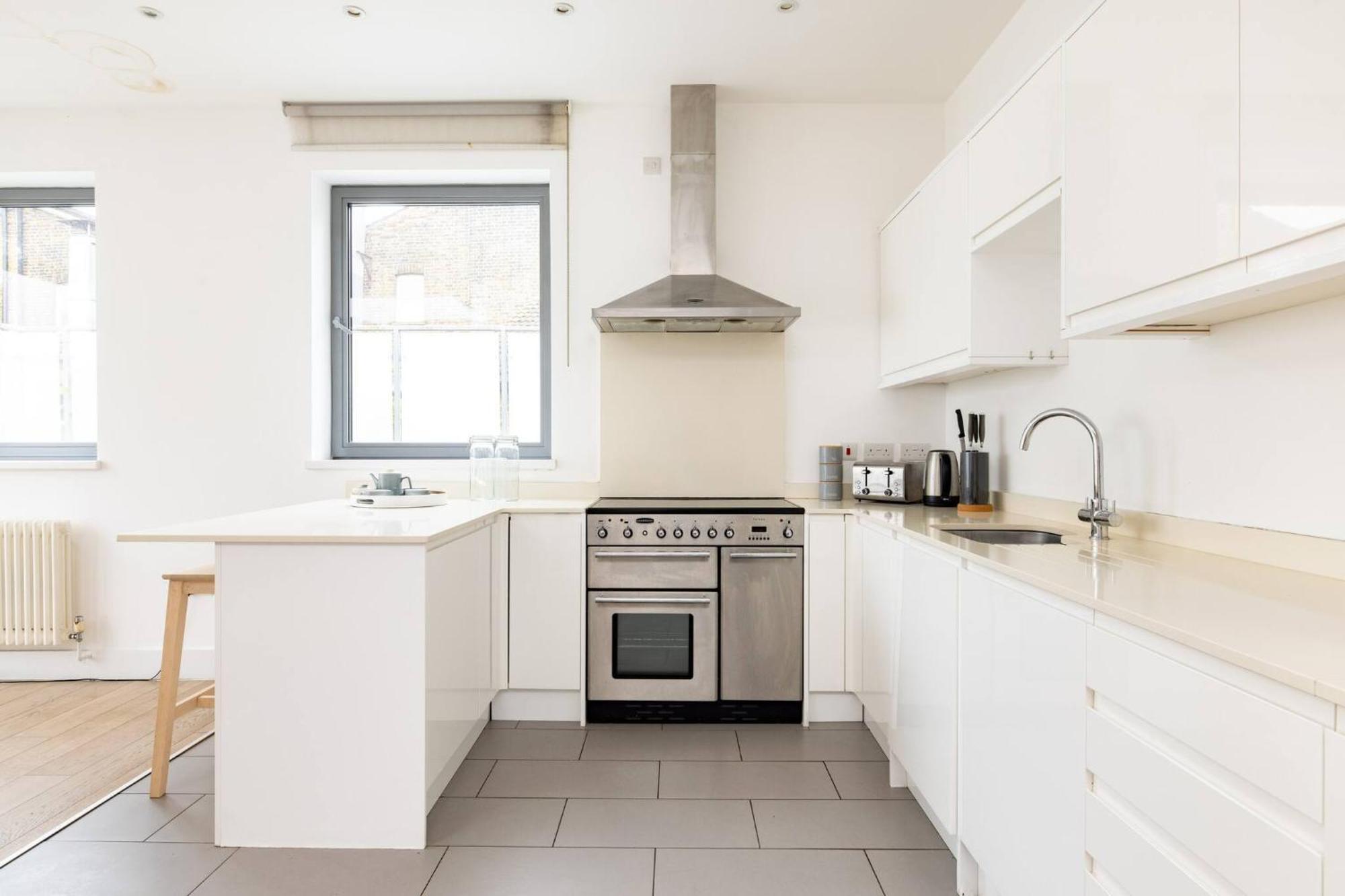 Wild Roses Serviced Apartments - Borough London Eksteriør bilde