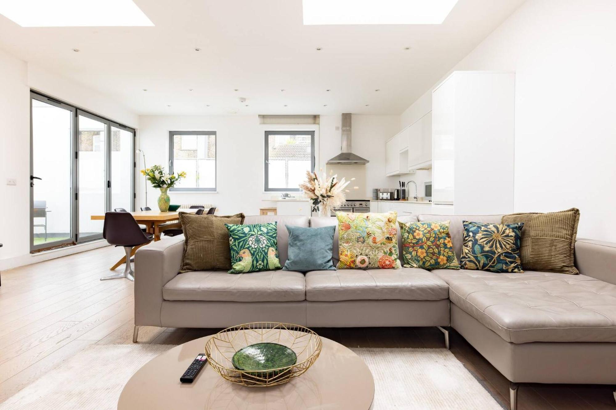 Wild Roses Serviced Apartments - Borough London Eksteriør bilde