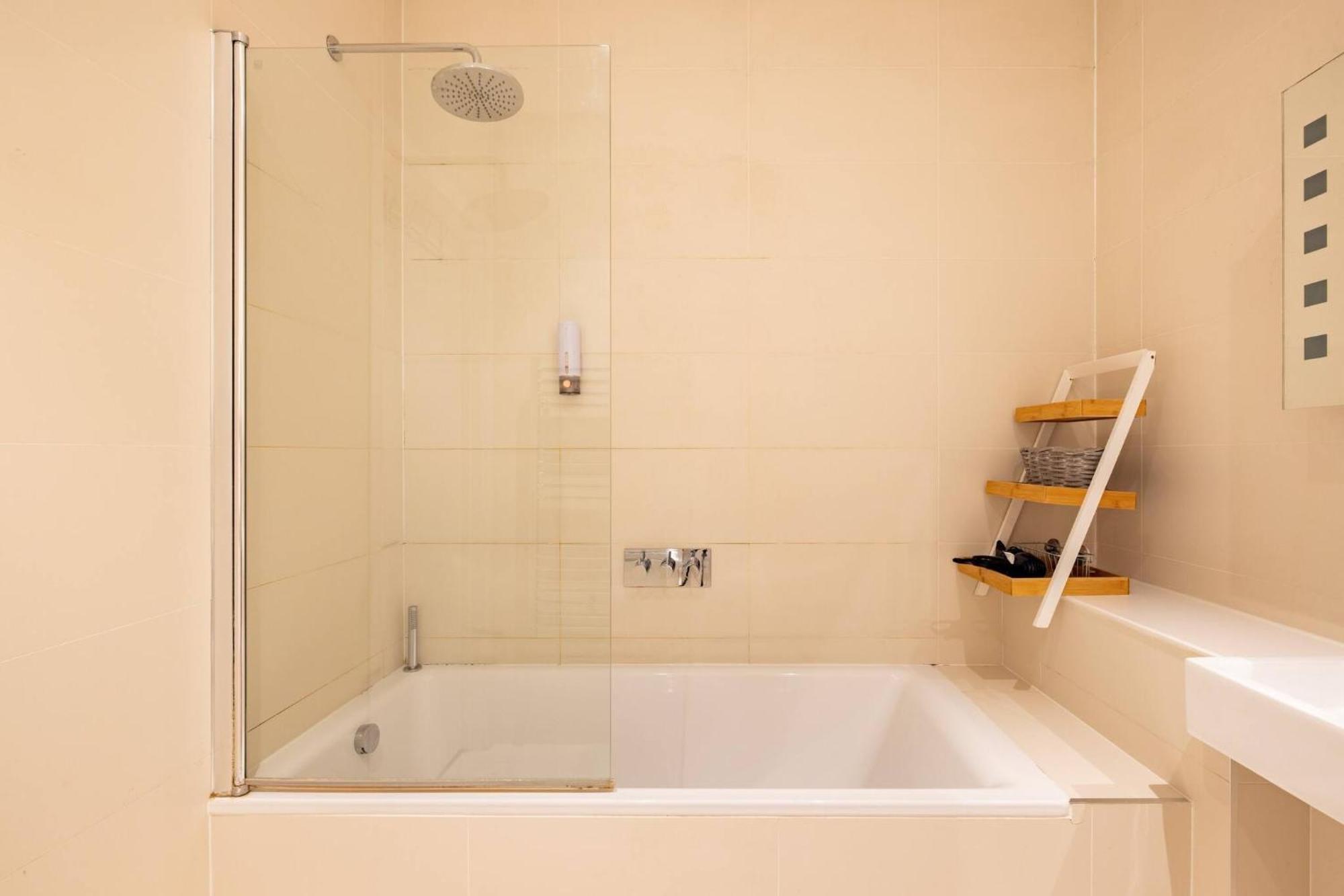 Wild Roses Serviced Apartments - Borough London Eksteriør bilde